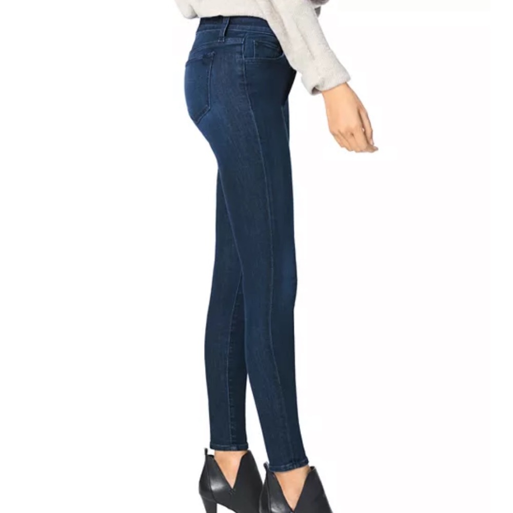 Joe’s “The Skinny” Jean